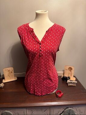 Red Star-Print Sleeveless Top